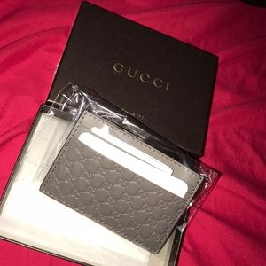 AUTHENTIC GUCCI CARDHOLDER